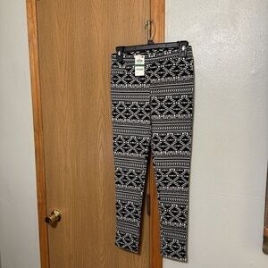 Epic Threads NWT Large Multi-Color w/Geometric Print Pull-On Leggings